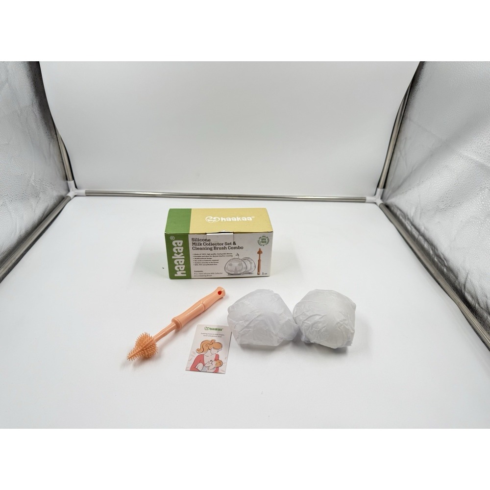 Heeka Silicone Milk Collector Set &‎ Cleaning Brush
